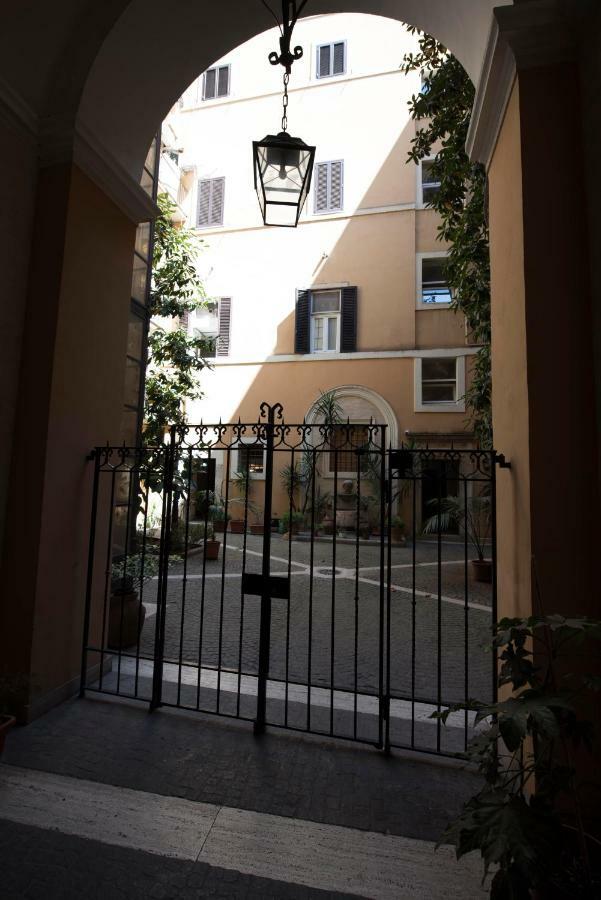 Amoroma Al Pantheon Εξωτερικό φωτογραφία